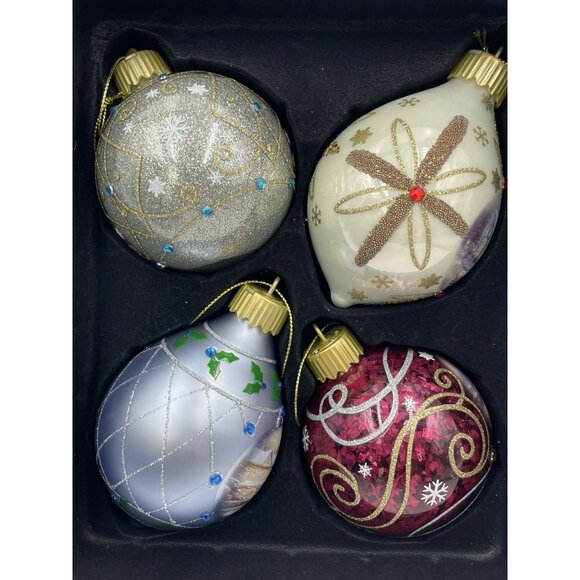 Set of 4 Thomas Kinkade Bradford Glow of the Holiday Glass Christmas Ornaments - Picture 5 of 15